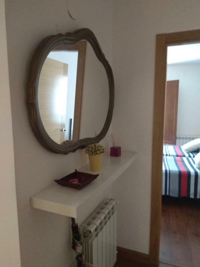 Apartamento Cine Colon Ribadeo Exterior foto
