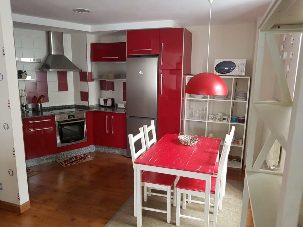 Apartamento Cine Colon Ribadeo Exterior foto