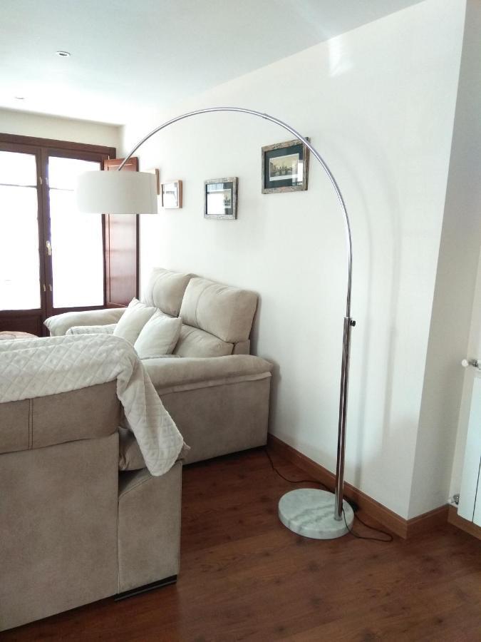 Apartamento Cine Colon Ribadeo Exterior foto